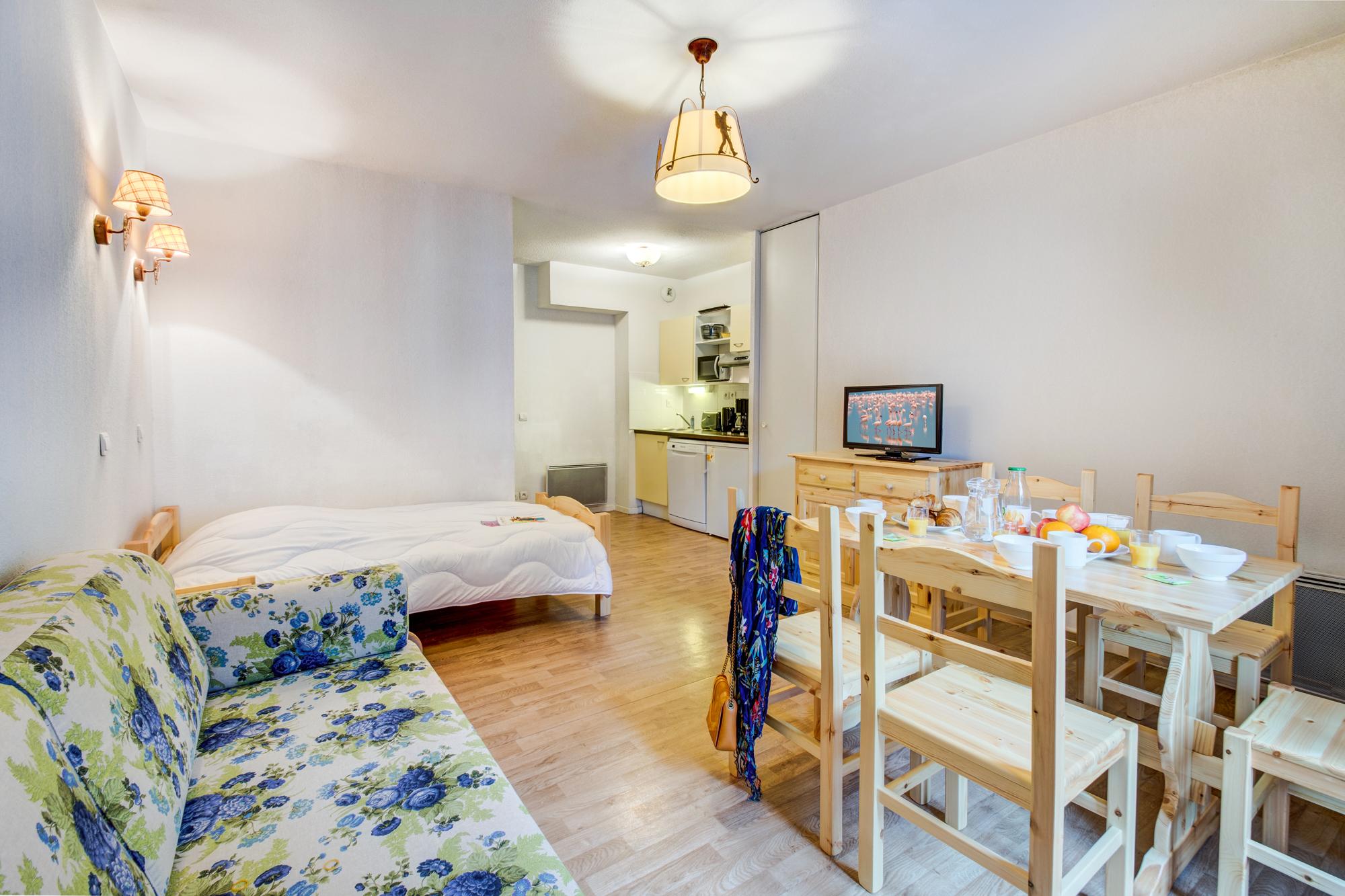 Vacanceole - Residence Illixon Bagnères-de-Luchon Eksteriør bilde